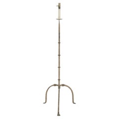 Lampadaire lourd en fer doré
