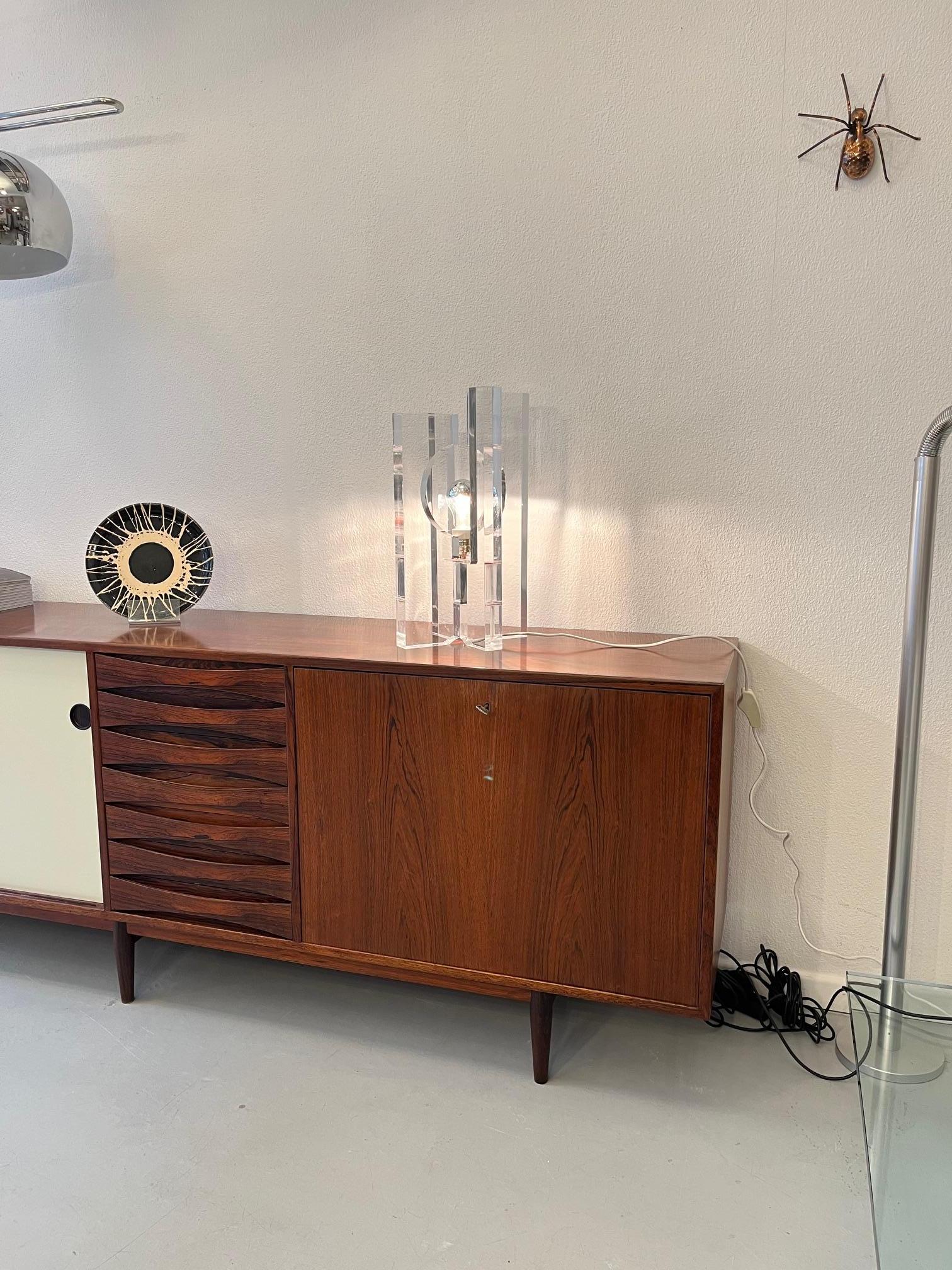 Vintage Heavy Lucite / Acrylic Table Lamp by Sandro Petti for Maison Jansen 1970 en venta 7