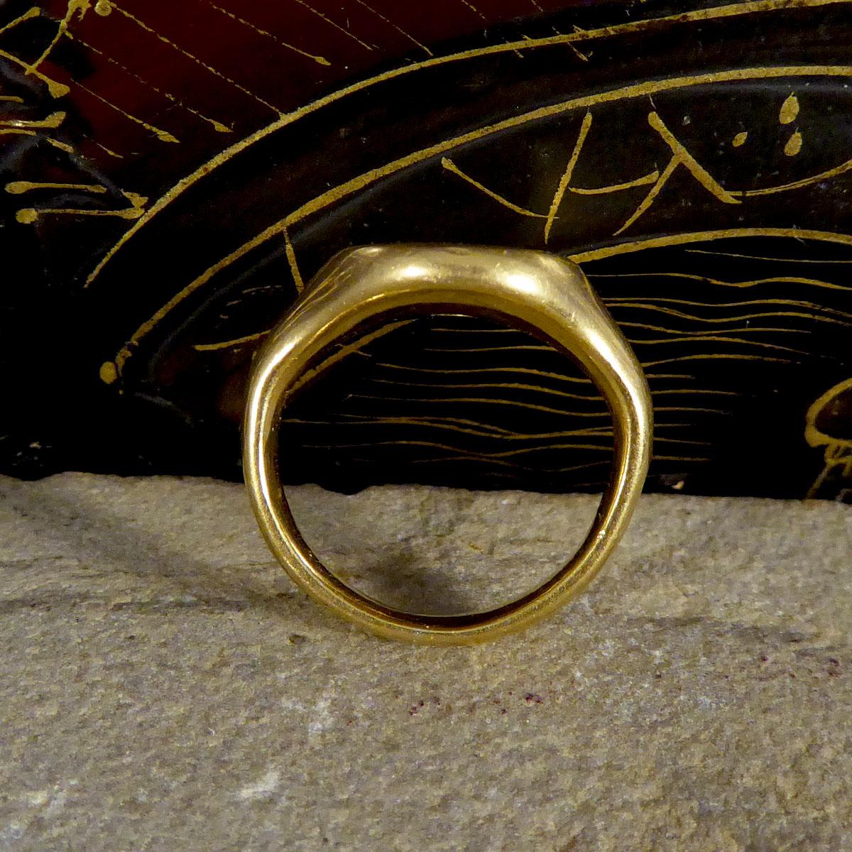 Vintage Heavy Quality Diamond Star Set Signet Ring in 18ct Yellow Gold 1