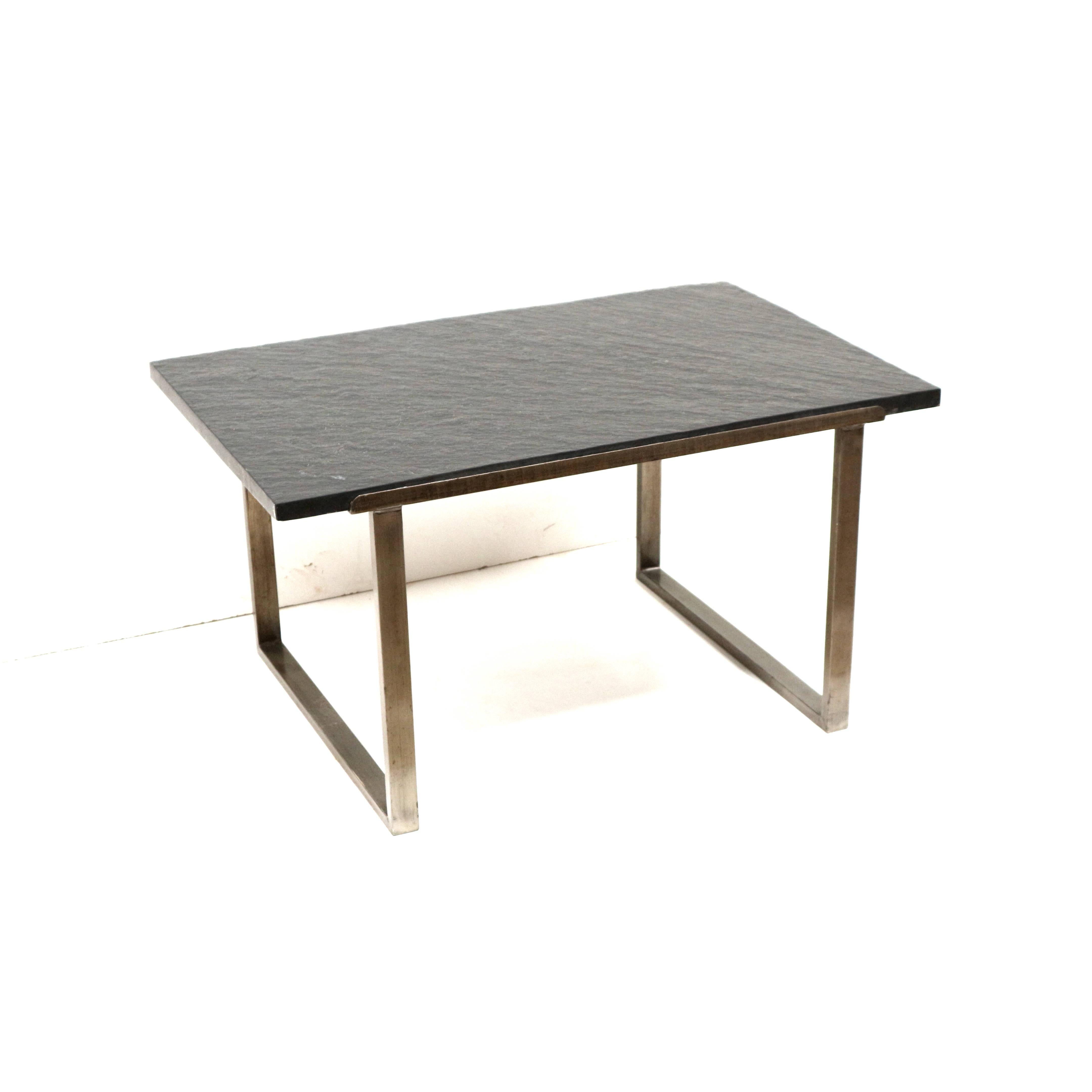Ardoise Table basse vintage en ardoise lourde fabriquée dans les années 1970 en vente