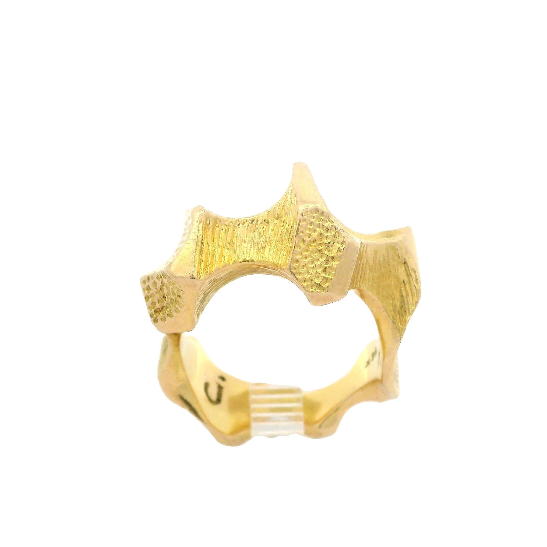 Vintage Heavy Solid 14k Yellow Gold Textured Freeform Band Ring sz 6.5 In Excellent Condition For Sale In Montclair, NJ
