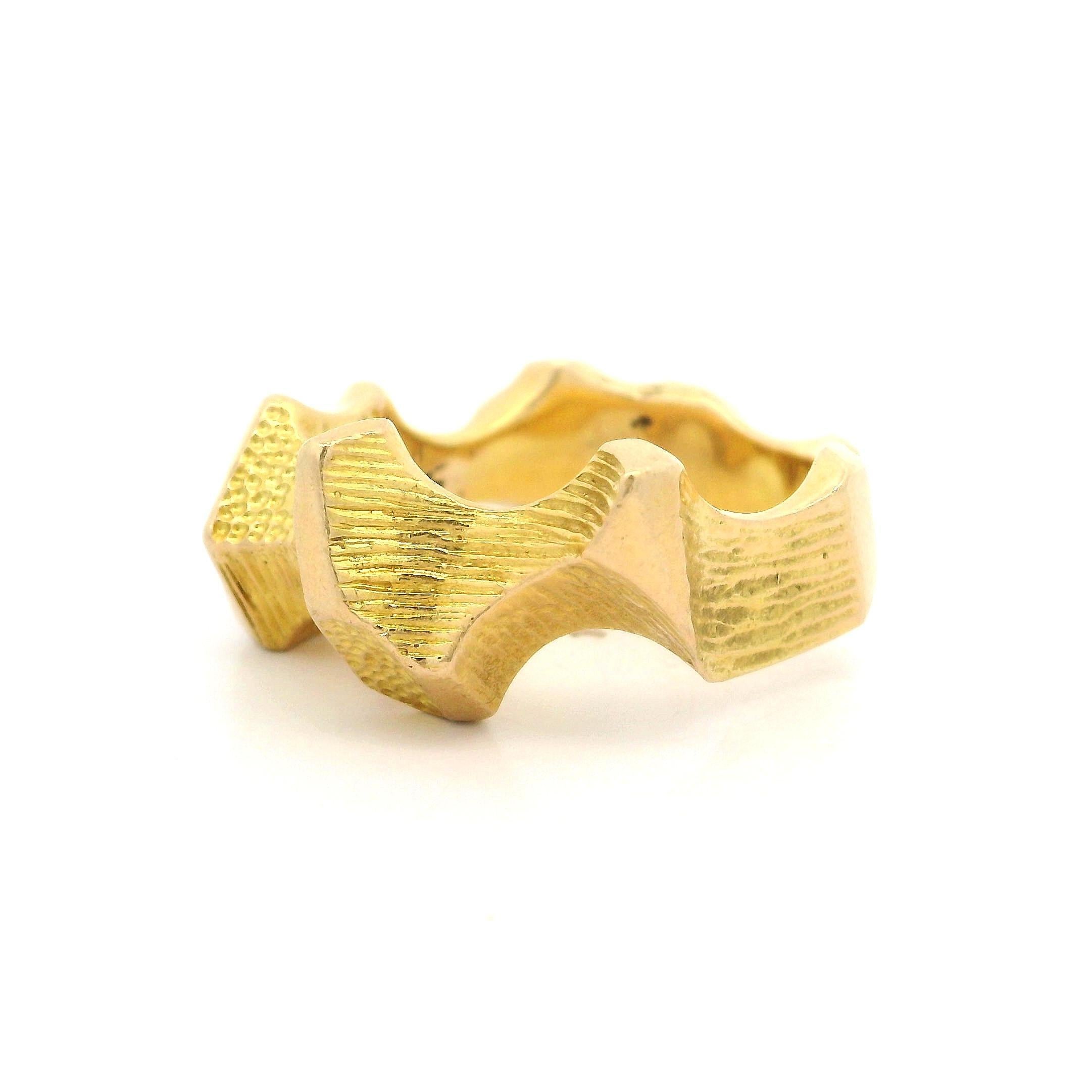 Vintage Heavy Solid 14k Yellow Gold Textured Freeform Band Ring sz 6.5 For Sale 2