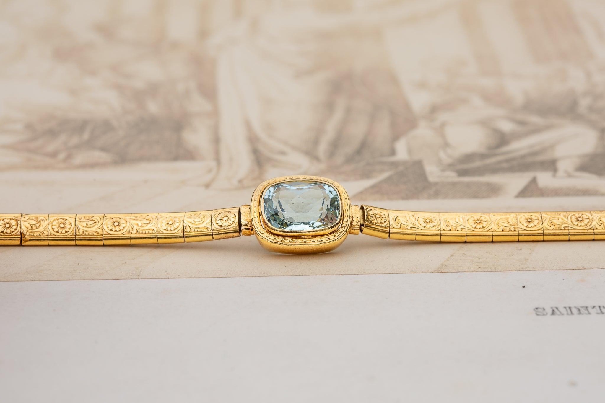 Vintage Heavy Solid 18K Gold 8ct Aquamarine Bracelet c.1940 For Sale 2