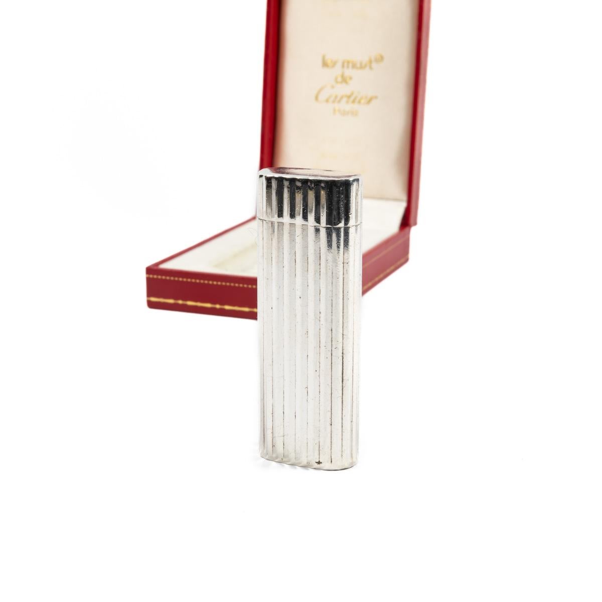 Vintage Heavy Solid 925 Silver sleeved Cartier Les must Lighter Complete in box In Good Condition In DELFT, NL