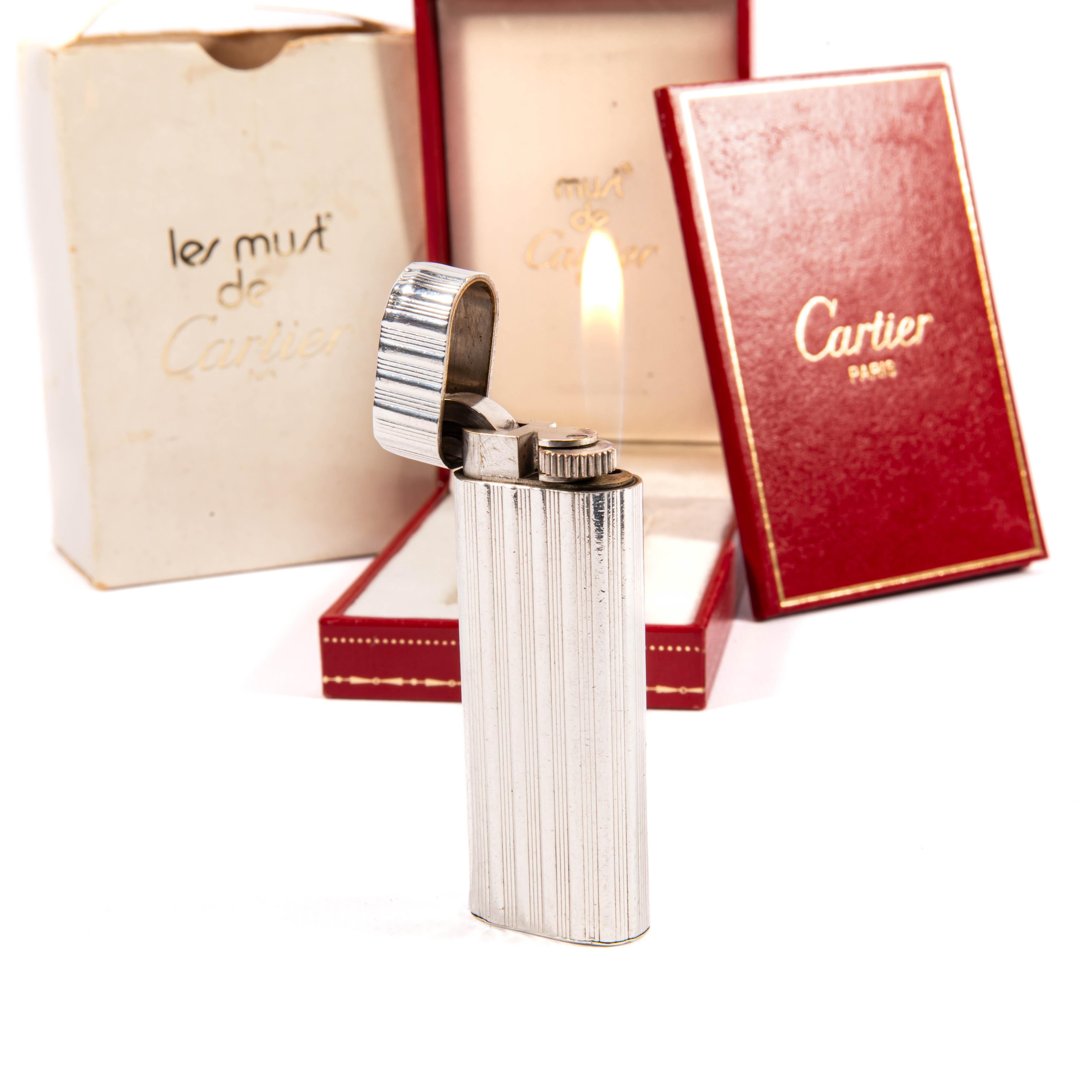 Vintage Heavy Solid 925 Silver sleeved Cartier Les must Lighter Complete in box 3