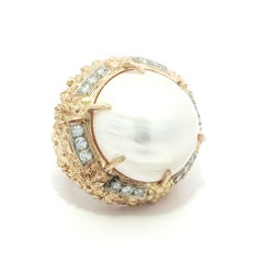 Vintage Heavy Yellow Gold Large Mabe Pearl w/ Diamond Nugget Textured Ring