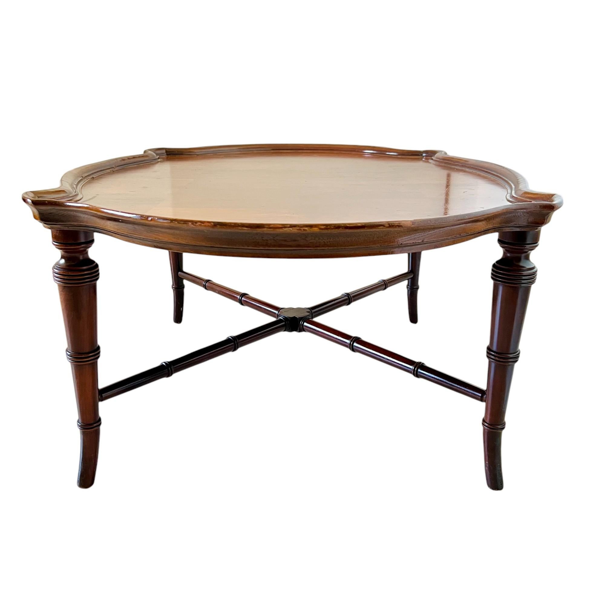 Vintage Hekman Chinoiserie Burl Top Faux Bamboo Oval Coffee Table In Good Condition In Harlingen, TX