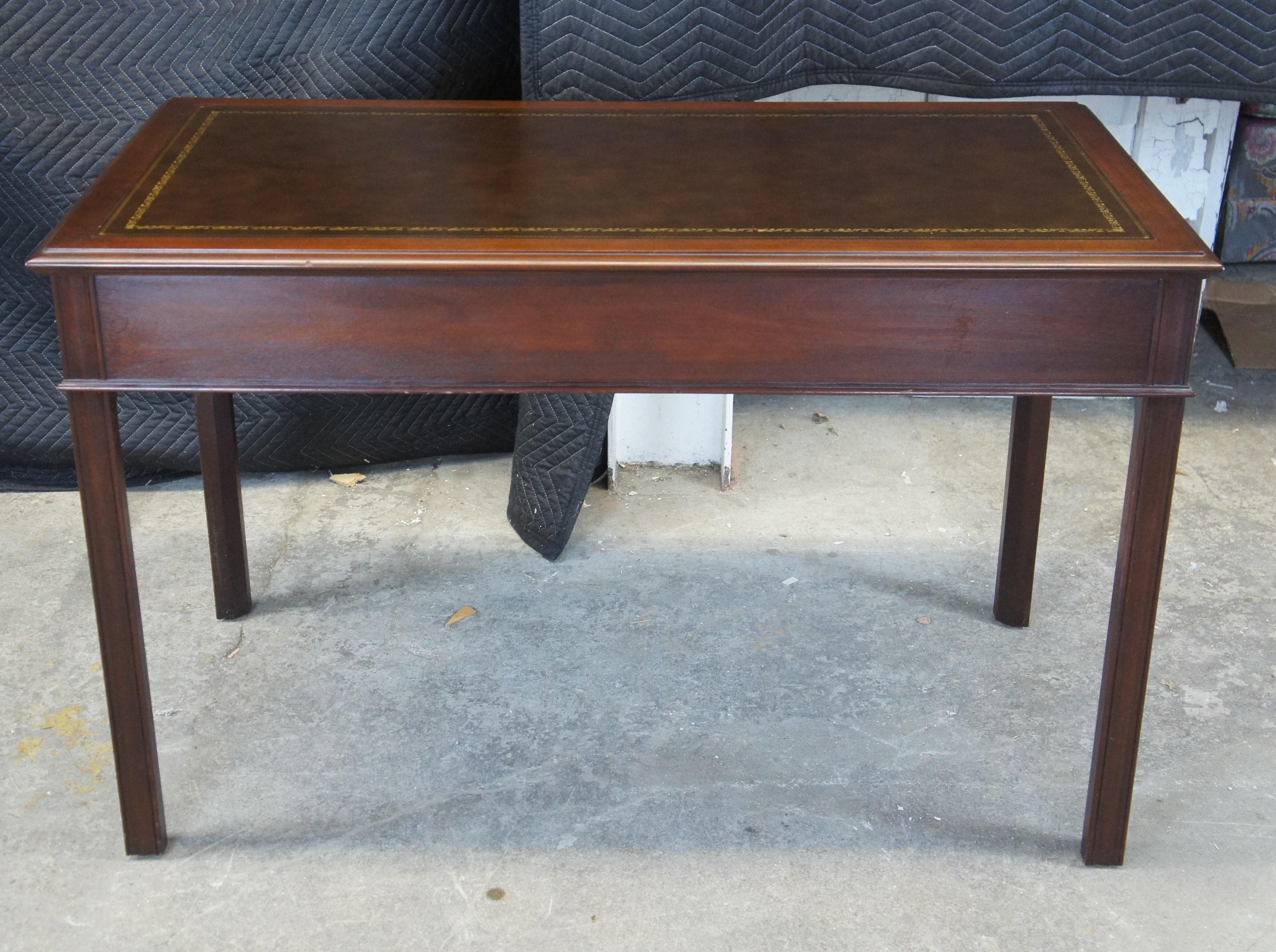 Vintage Hekman Chippendale Mahogany Tooled Leather Library Table Writing Desk 4