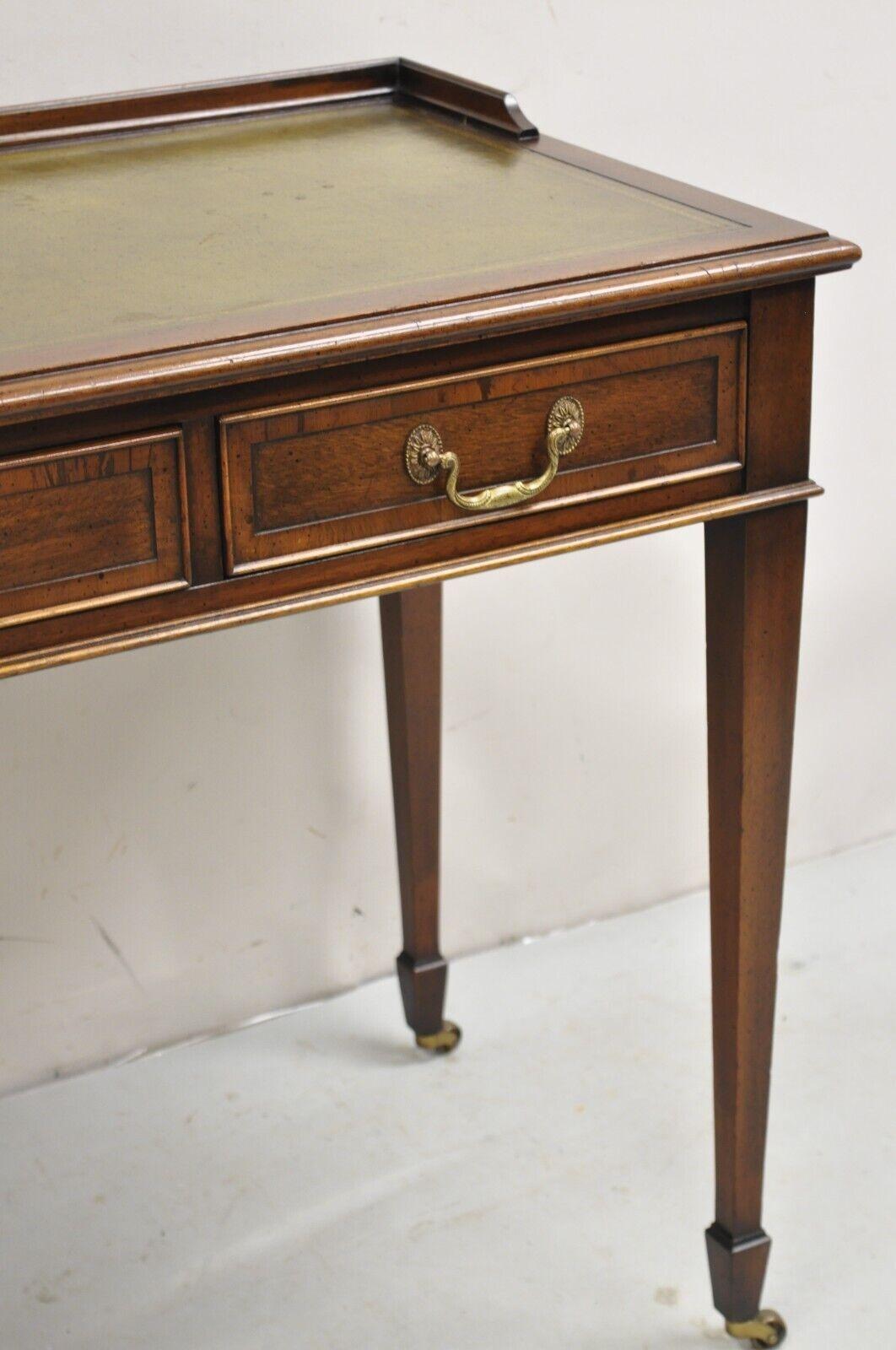 Vintage Hekman Edwardian Style Small Green Leather Top Mahogany Writing Desk 2