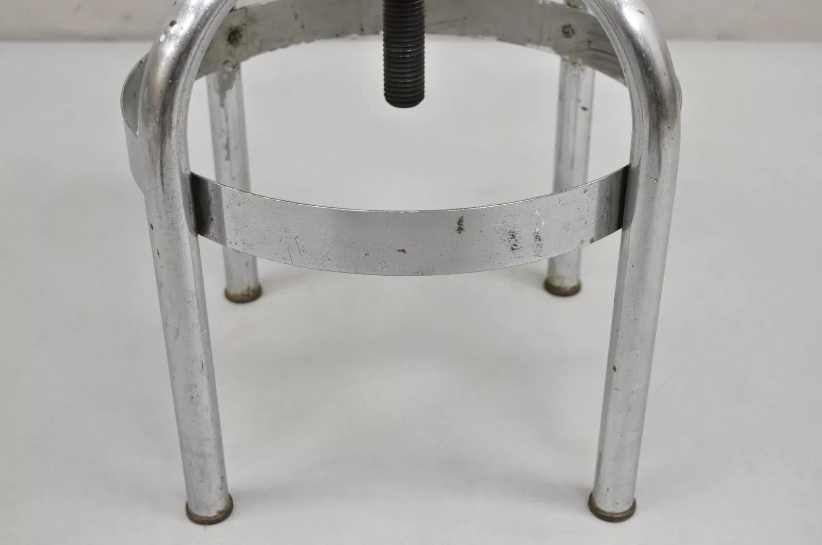 Vintage Helene Curtis Industrial Steel Metal Adjustable Medical Exam Stool In Good Condition For Sale In Philadelphia, PA