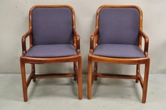 Vintage Helikon - Sedie da salotto in legno di ciliegio scolpito della metà del secolo scorso - una coppia