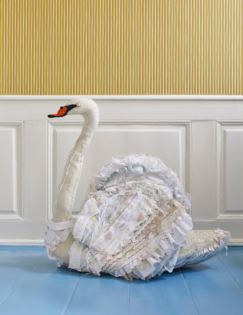 Helle Høgsbro Krag
Denmark, Vintage

Swan sculpture. Made of various textiles.

Measures: H 75 x W 80 x D 35 cm.
 