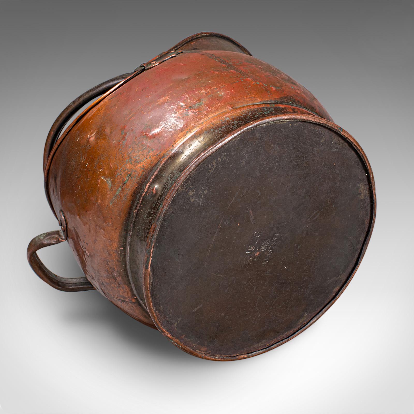 Vintage Helmet Coal Scuttle, English Copper, Fireside Basket, Victorian Revival For Sale 3