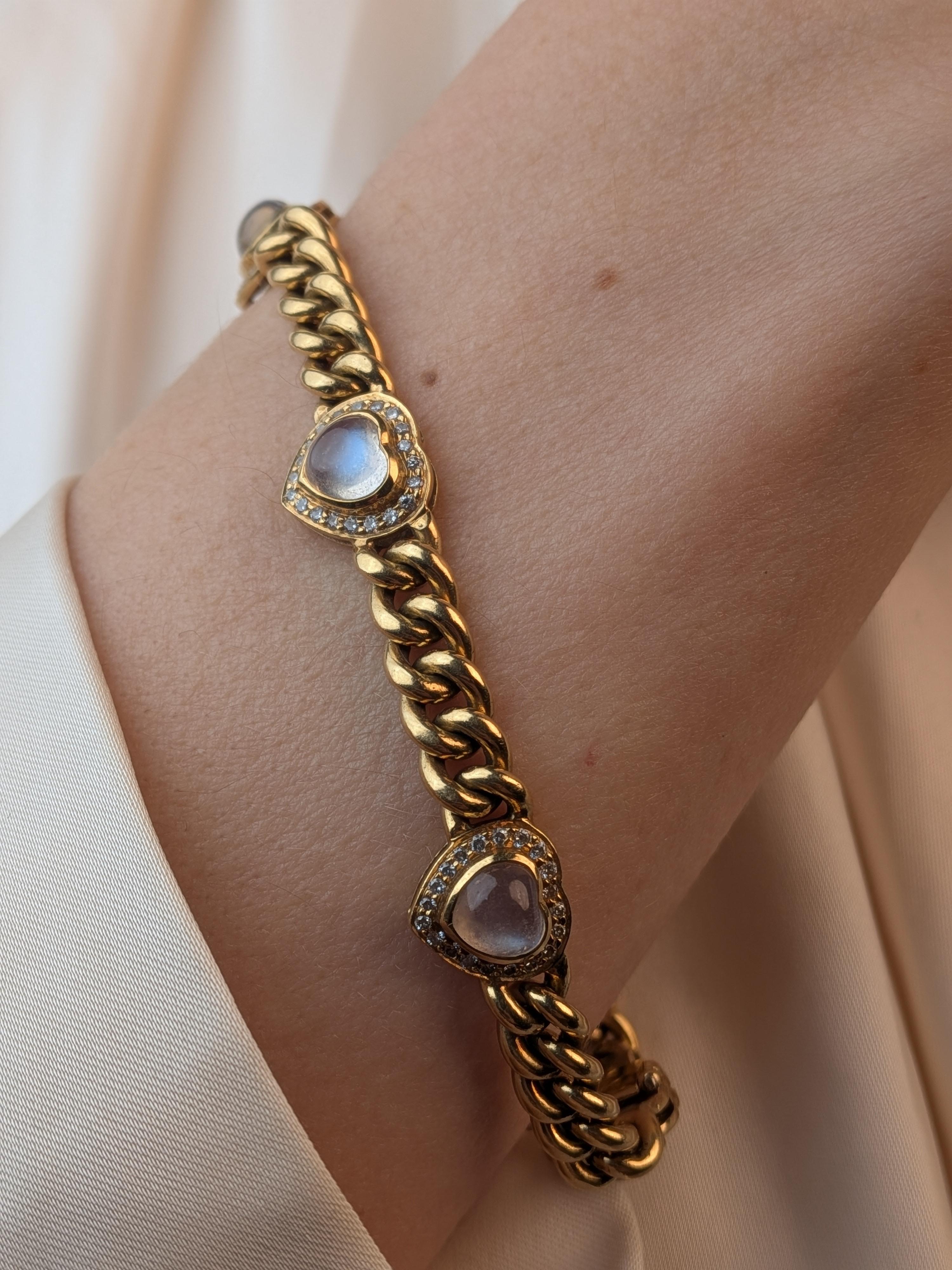 Vintage Hemmerle Heart Moonstone Diamond Curb Chain Bracelet 18k 750 Yellow Gold For Sale
