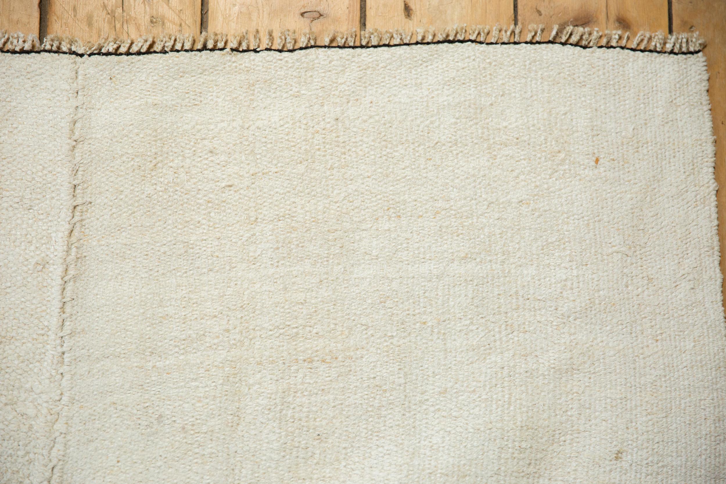 Vintage Hemp Kilim Carpet In Good Condition For Sale In Katonah, NY