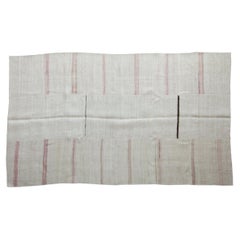 Kilim-Teppich mit Vintage-Saumband