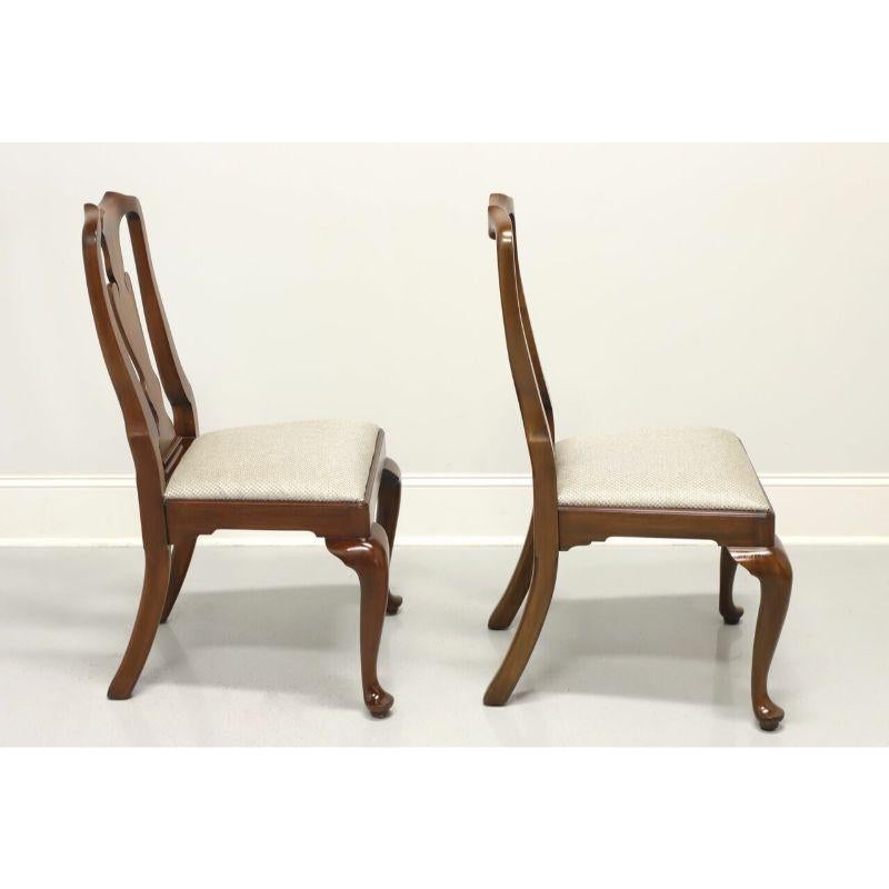 HENKEL HARRIS 110 29 Solid Mahogany Queen Anne Dining Side Chair - Pair A In Good Condition In Charlotte, NC