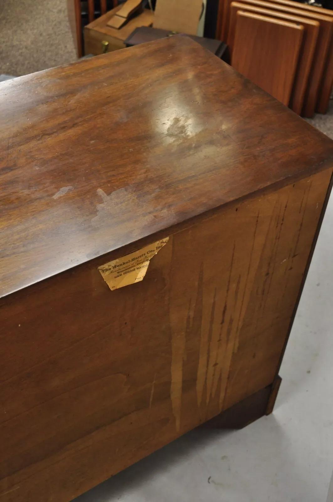 Vintage Henkel Harris Chippendale Style Mahogany 4 Drawer Server Bachelor Chest For Sale 3