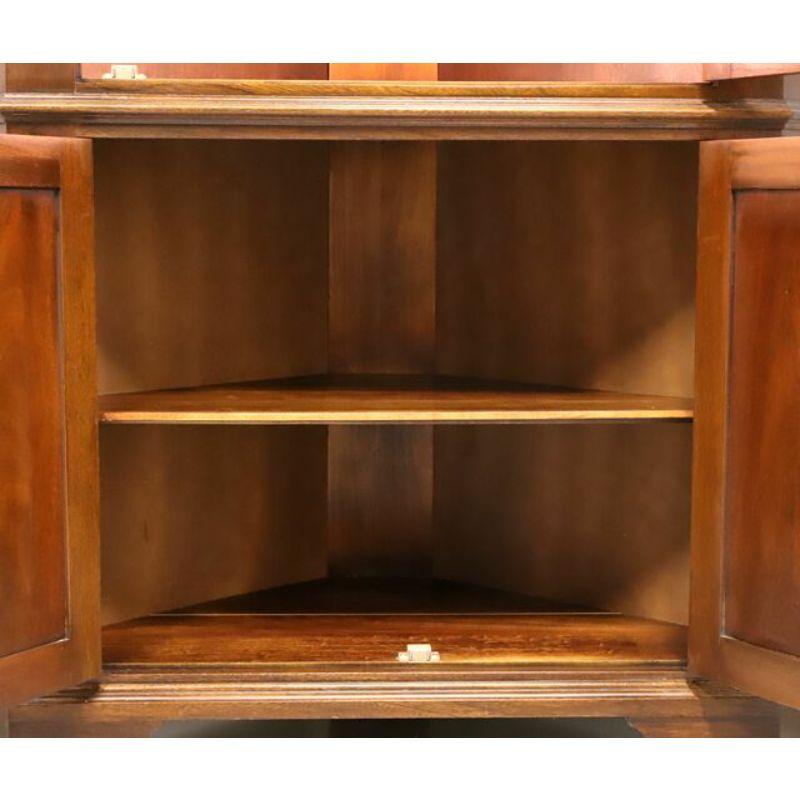 HENKEL HARRIS Style 1114 HL Solid Mahogany Corner Cupboard / Cabinet 2