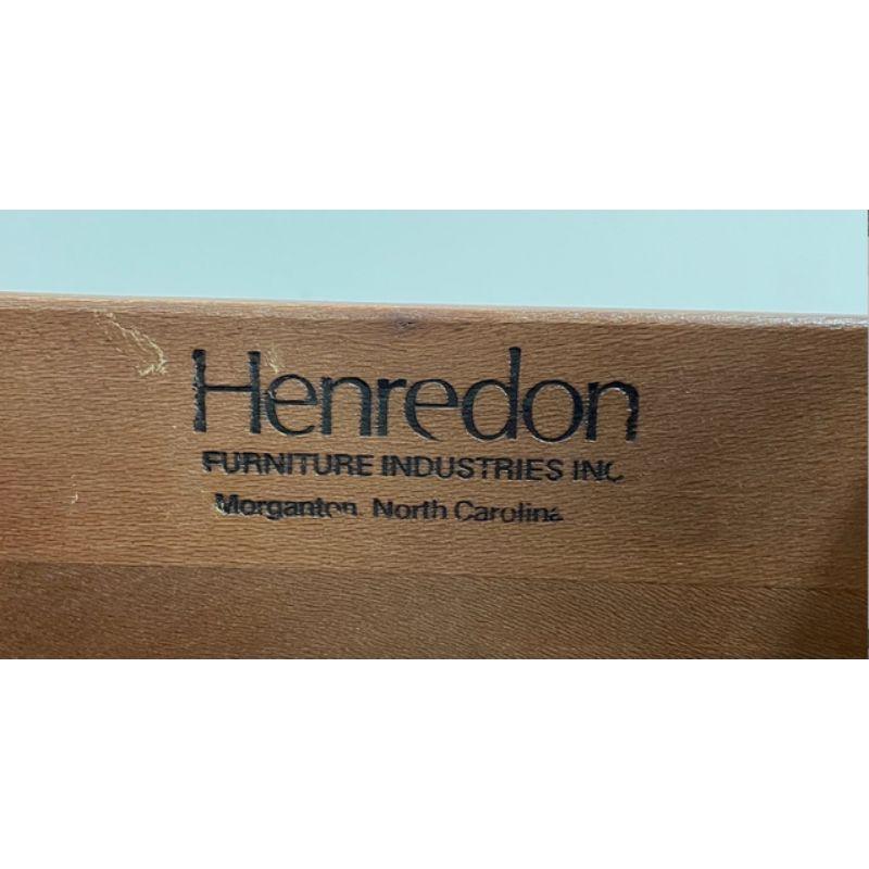 HENREDON Burl Walnut Chippendale Style Bombe Bachelor Chest For Sale 5