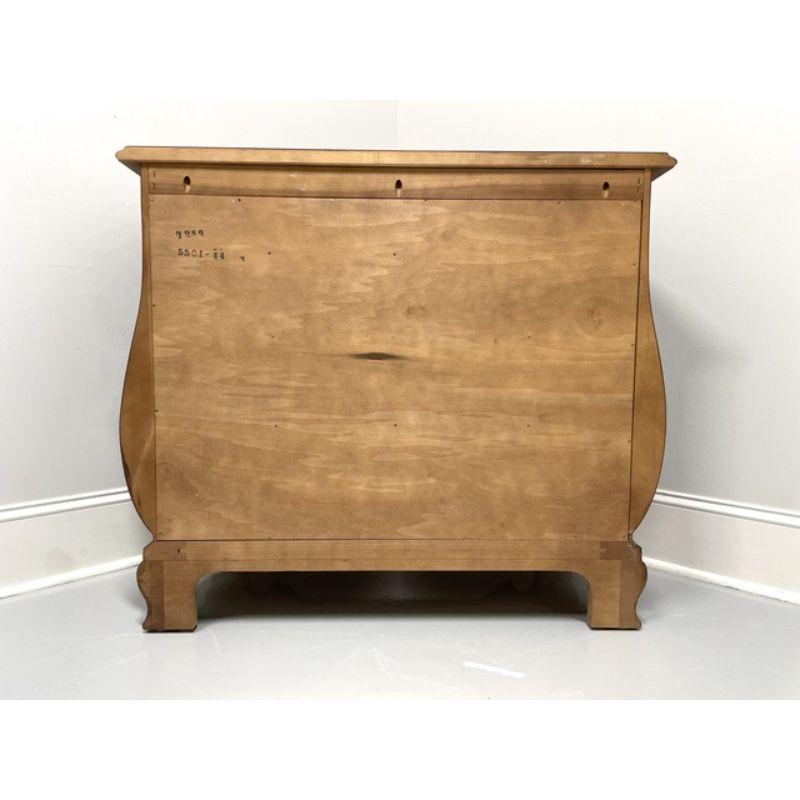 HENREDON Burl Walnut Chippendale Style Bombe Bachelor Chest In Excellent Condition For Sale In Charlotte, NC