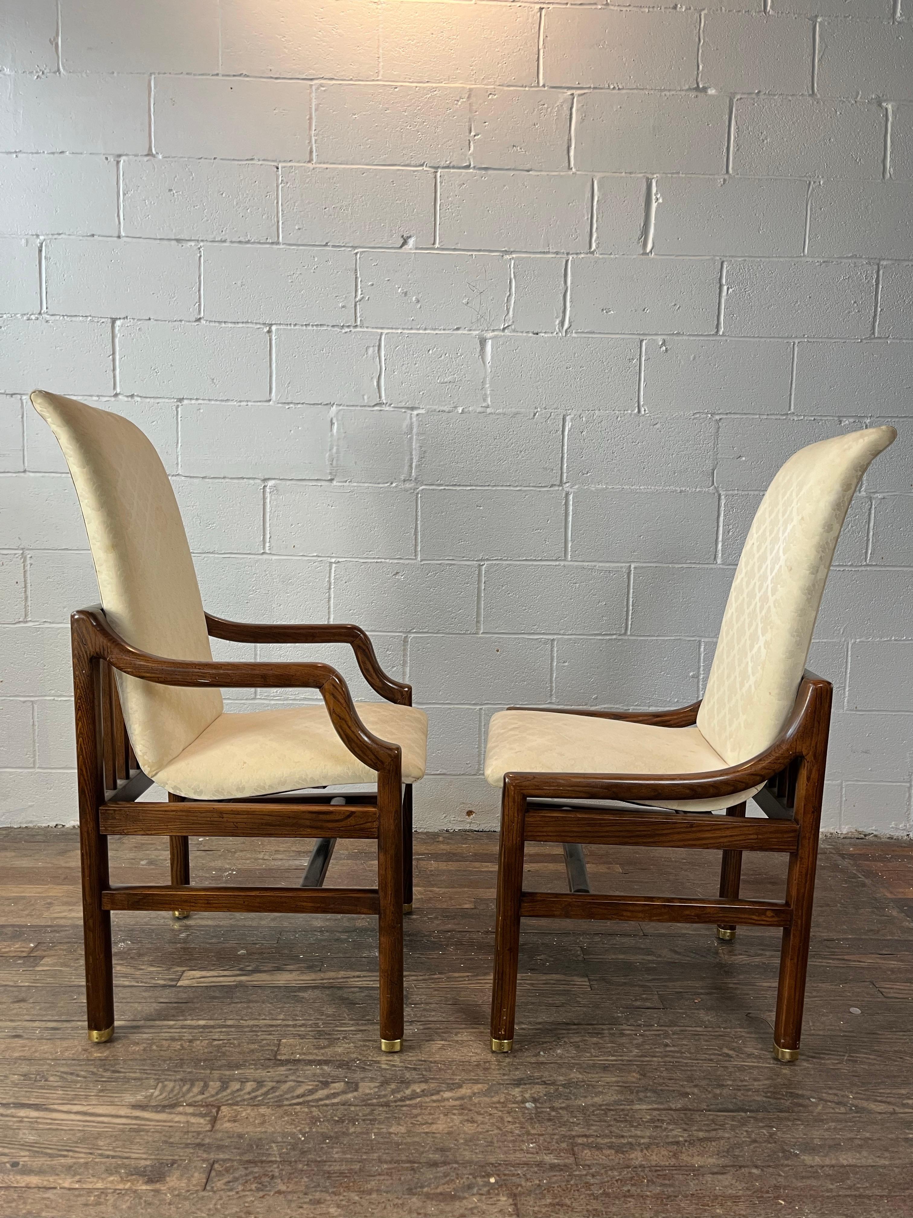American Vintage Henredon Dining Chairs in Walnut set of 8 For Sale