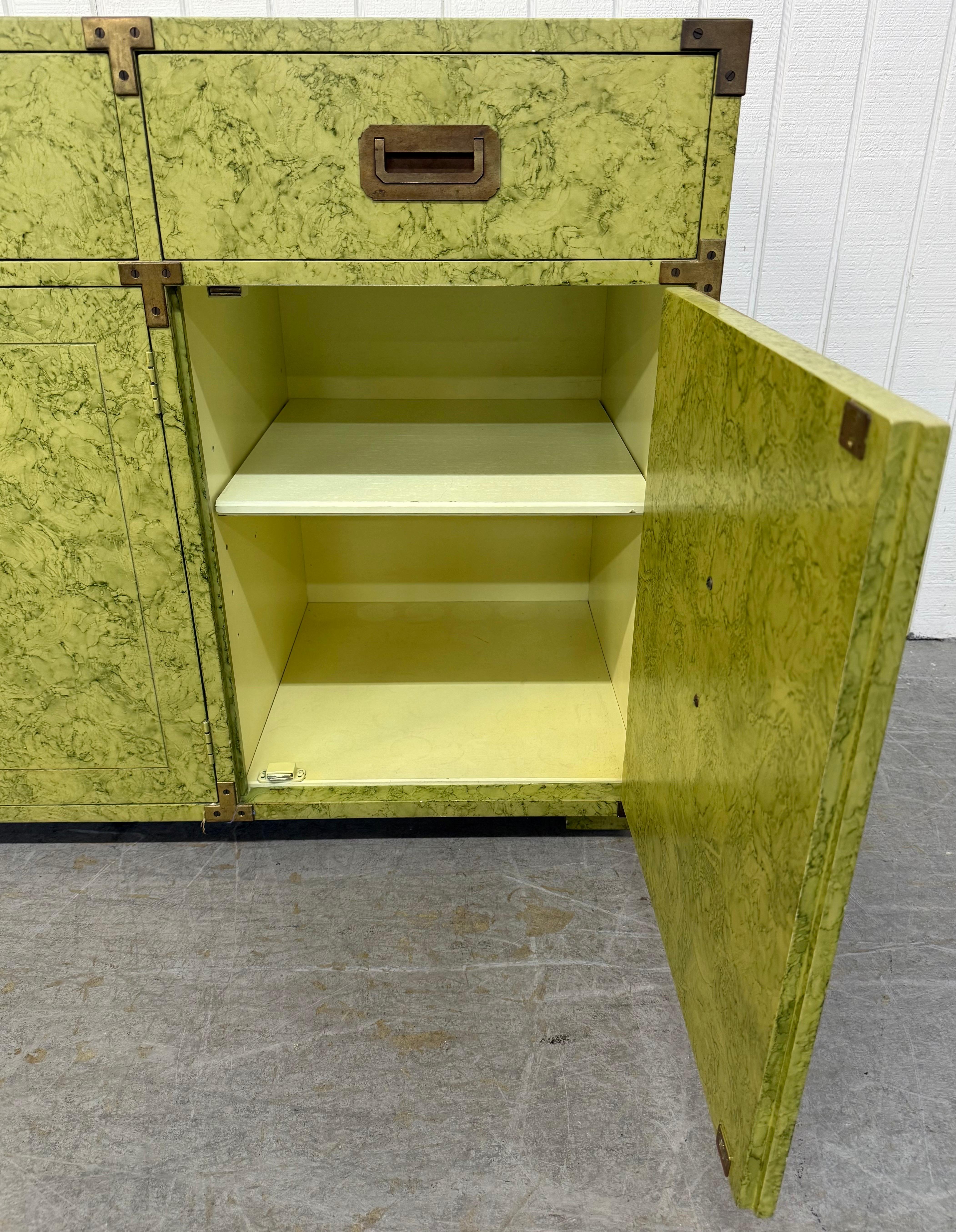 Vintage Henredon Greene & Greene Greene & Greene Campaigner Sideboard in vendita 5