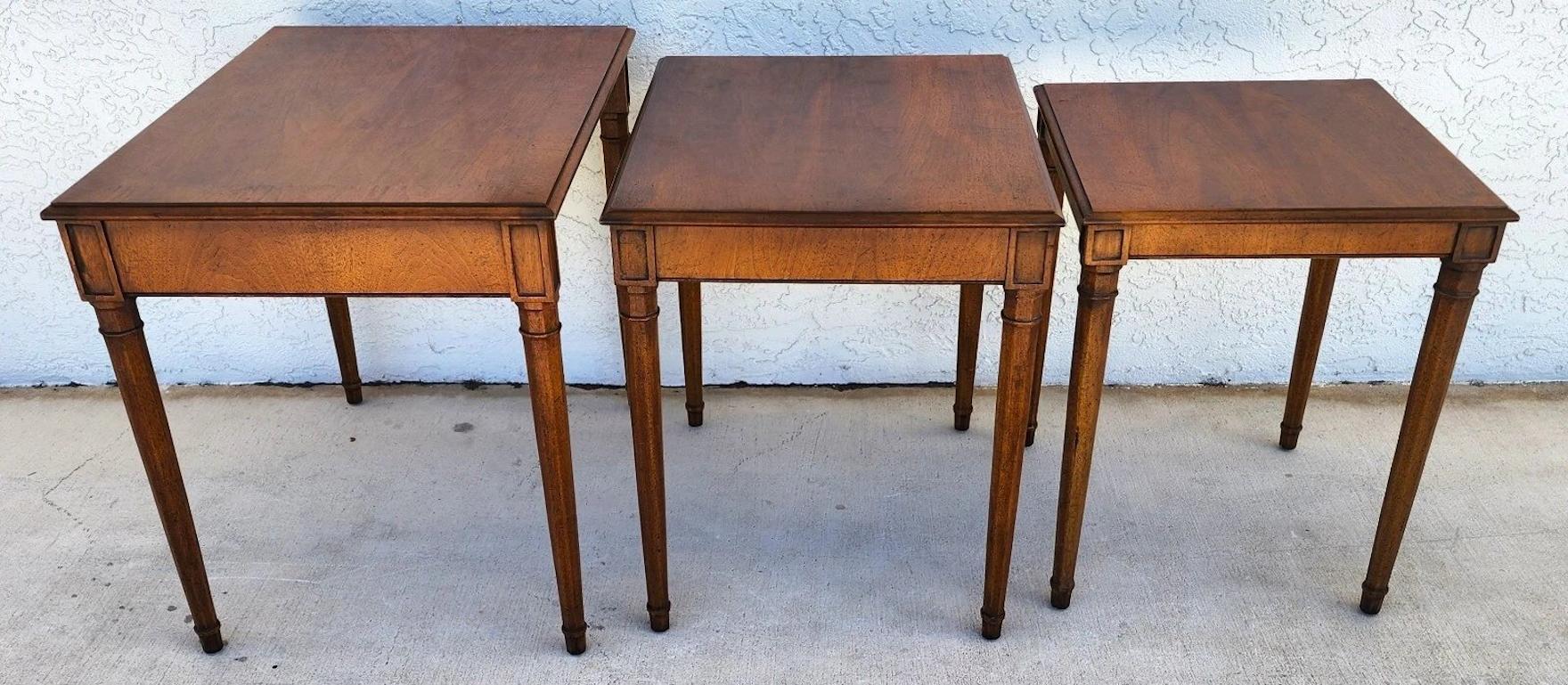 Federale Vintage Henredon Nesting Tables in vendita