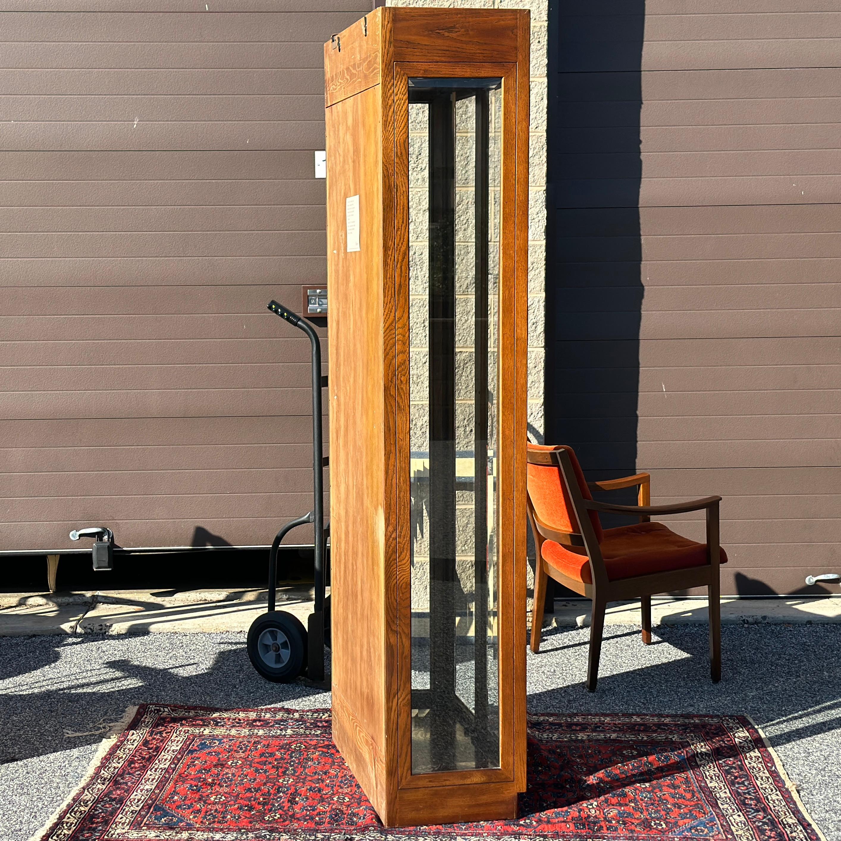 Vintage Henredon Scene One Campaign Style Lighted Curio Display Cabinet Bookcase 5