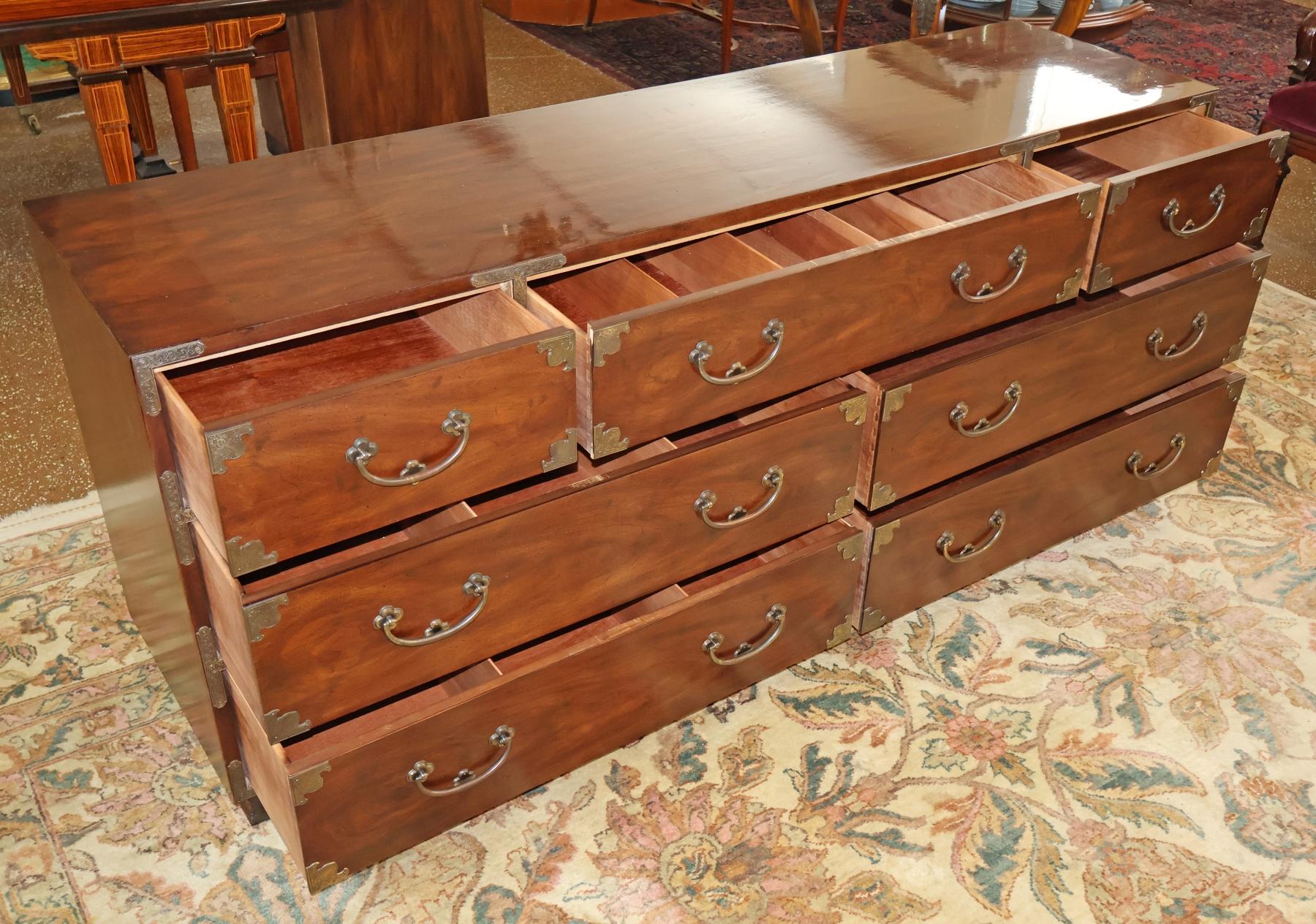 Vintage Henredon Tansu Asian Campaign Style Chest of Drawers Dresser For Sale 5