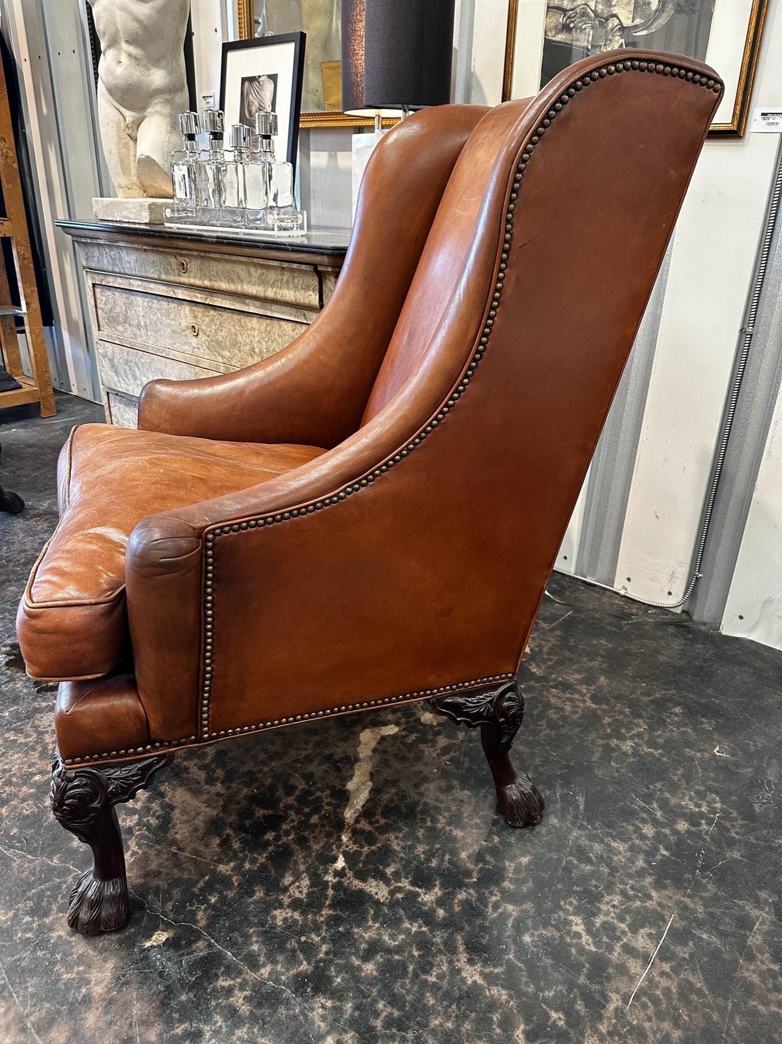 Vintage Henredon Wingbacks in Original Leather, a pair 3