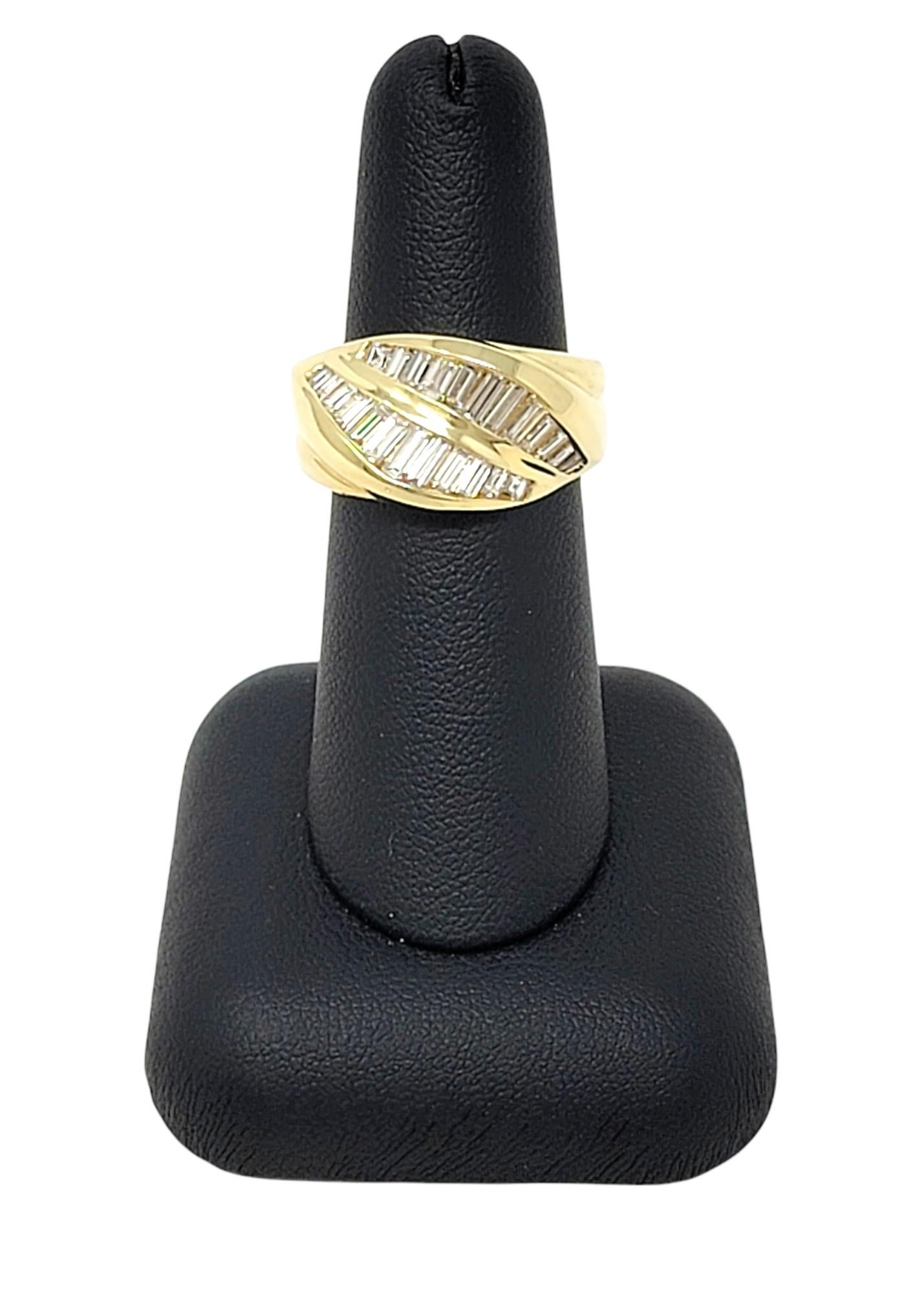 Vintage Henri Carre Baguette Diamond Double Row Band Ring 18 Karat Yellow Gold  For Sale 4
