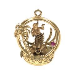 Retro Henry Danker Mechanical Large Hula Dancer Yellow Gold Charm