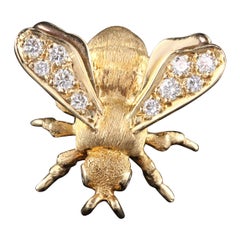 Vintage Henry Dankner 14 Karat Yellow Gold Diamond Bee Brooch Pin