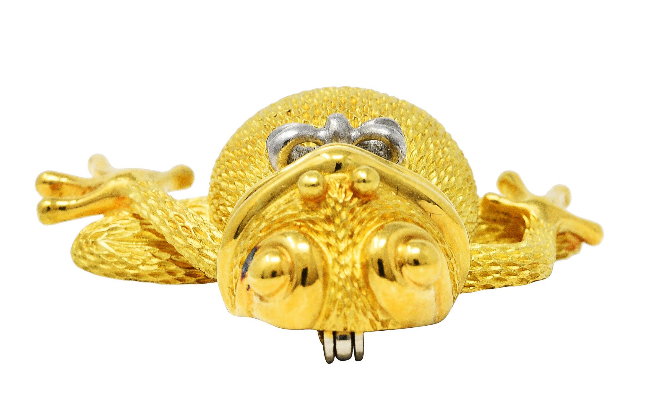 Vintage Henry Dunay Platinum 18 Karat Yellow Gold Frog Brooch In Excellent Condition In Philadelphia, PA