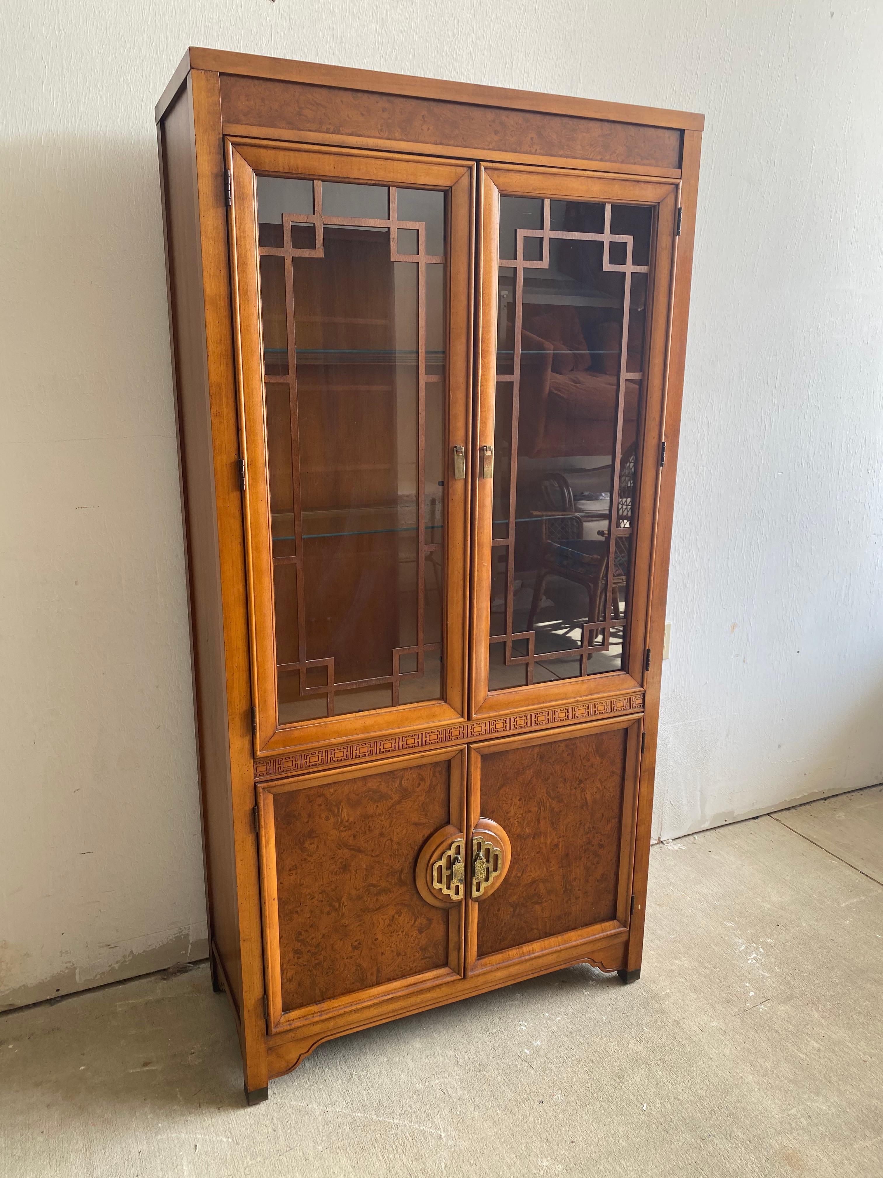 Beautiful Henry link China Hutch Mandarin Collection. Top cabinet includes two removable glass shelves along with glass cabinet doors and decorative wood grill. The glass on the top cabinet doors do come off for easier cleaning. Bottom cabinet