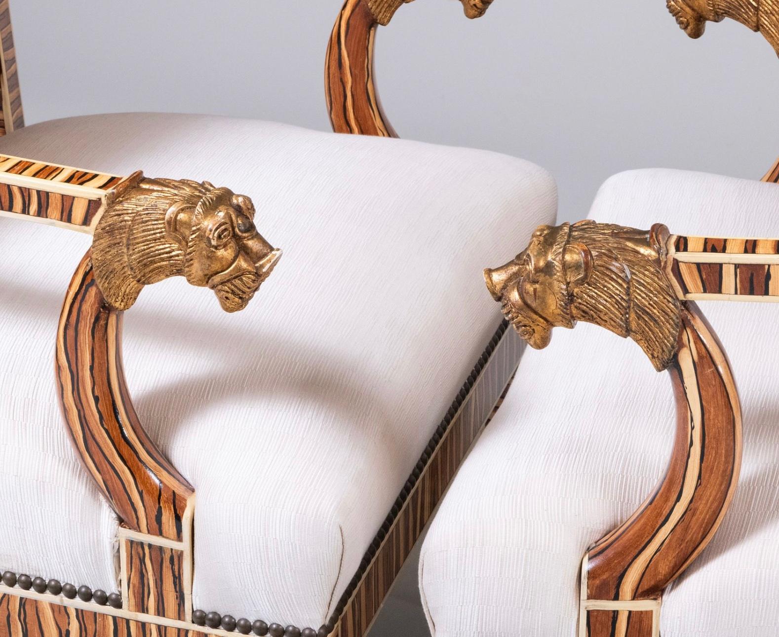 Henry P. Urban Chairs, Vintage  Mit geschnitzten Rahmen & Fauxpaint im Zustand „Gut“ im Angebot in Santa Barbara, CA
