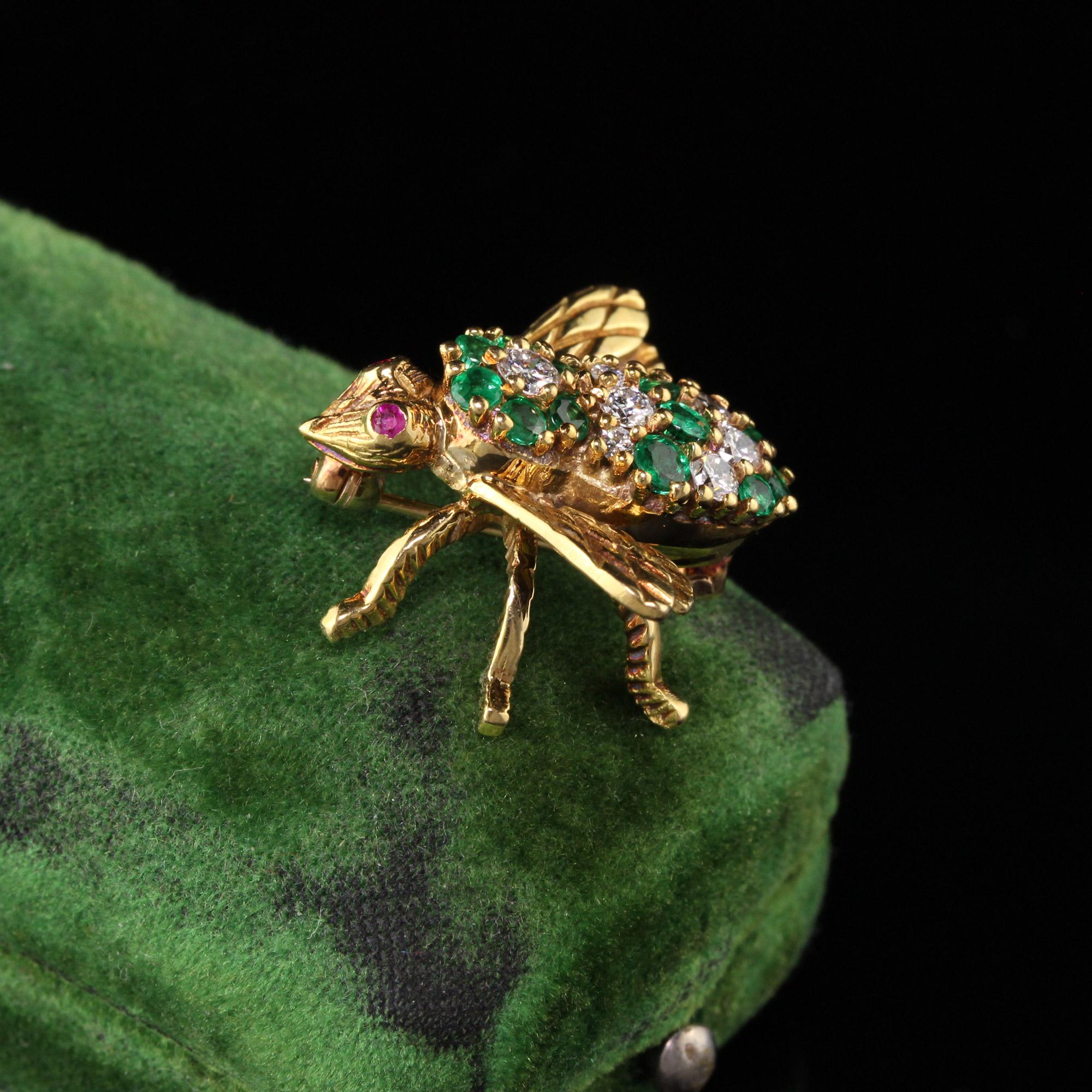 Stunning Henry Rosenthal Bee pin with diamonds, emeralds, and rubies.

Item #P0086

Metal: 18K Yellow Gold

Weight: 6.8 Grams

Diamond Weight: Approximately 0.30 cts

Diamond Color: H

Diamond Clarity: VS2

Emerald Weight: Approximately 0.50