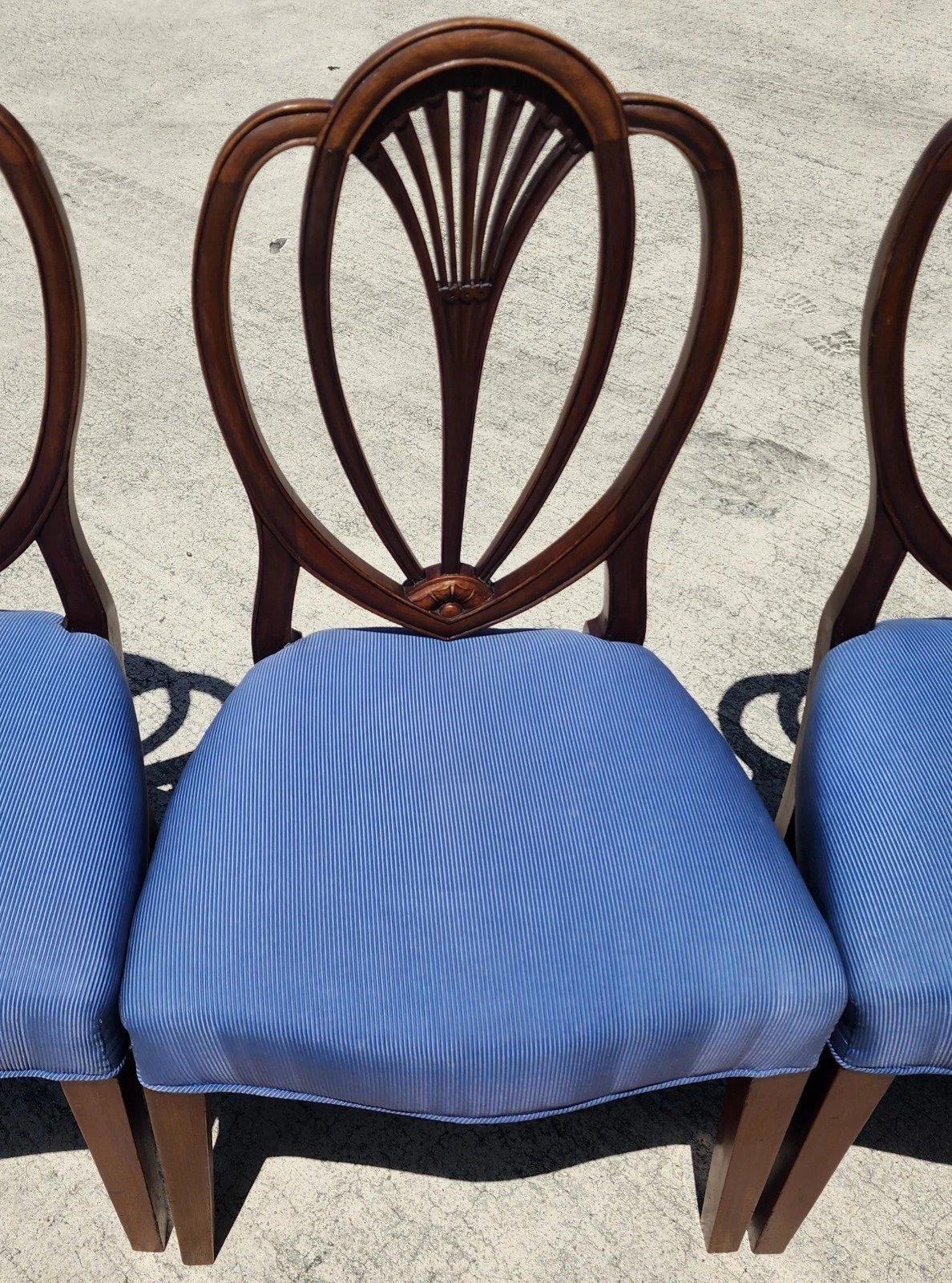Vintage Hepplewhite Dining Chairs Set of 6 For Sale 5