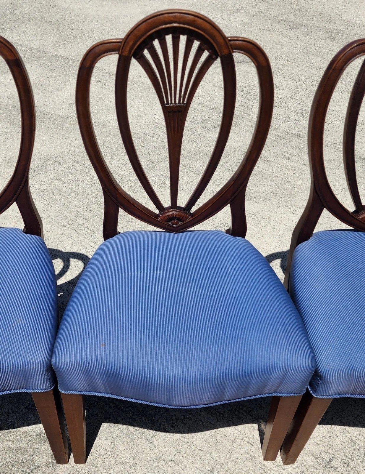 Vintage Hepplewhite Dining Chairs Set of 6 For Sale 4