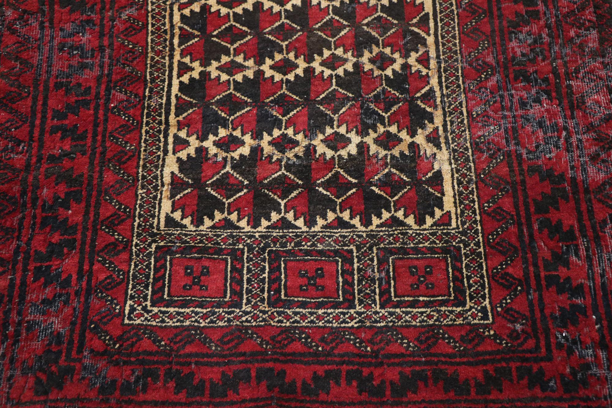Vintage Herat Persian Baluch Prayer Rug In Distressed Condition For Sale In Dallas, TX