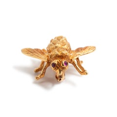 Vintage Herbert Rosenthal 18K Yellow Gold Ruby Eyes Bumble Bee PIN