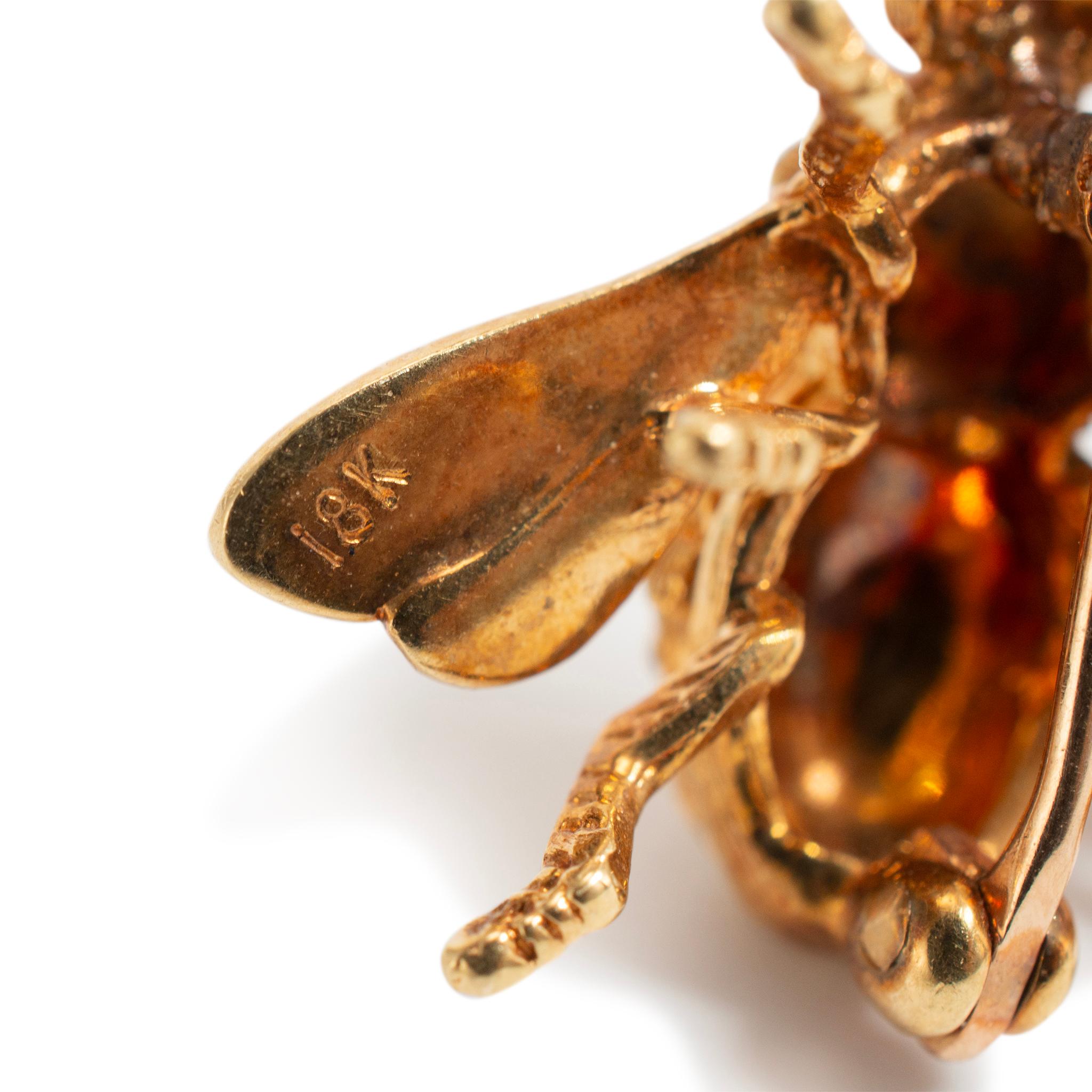 Spilla d'epoca Herbert Rosenthal in oro giallo 18 carati con occhi di rubino e bombo in vendita 2
