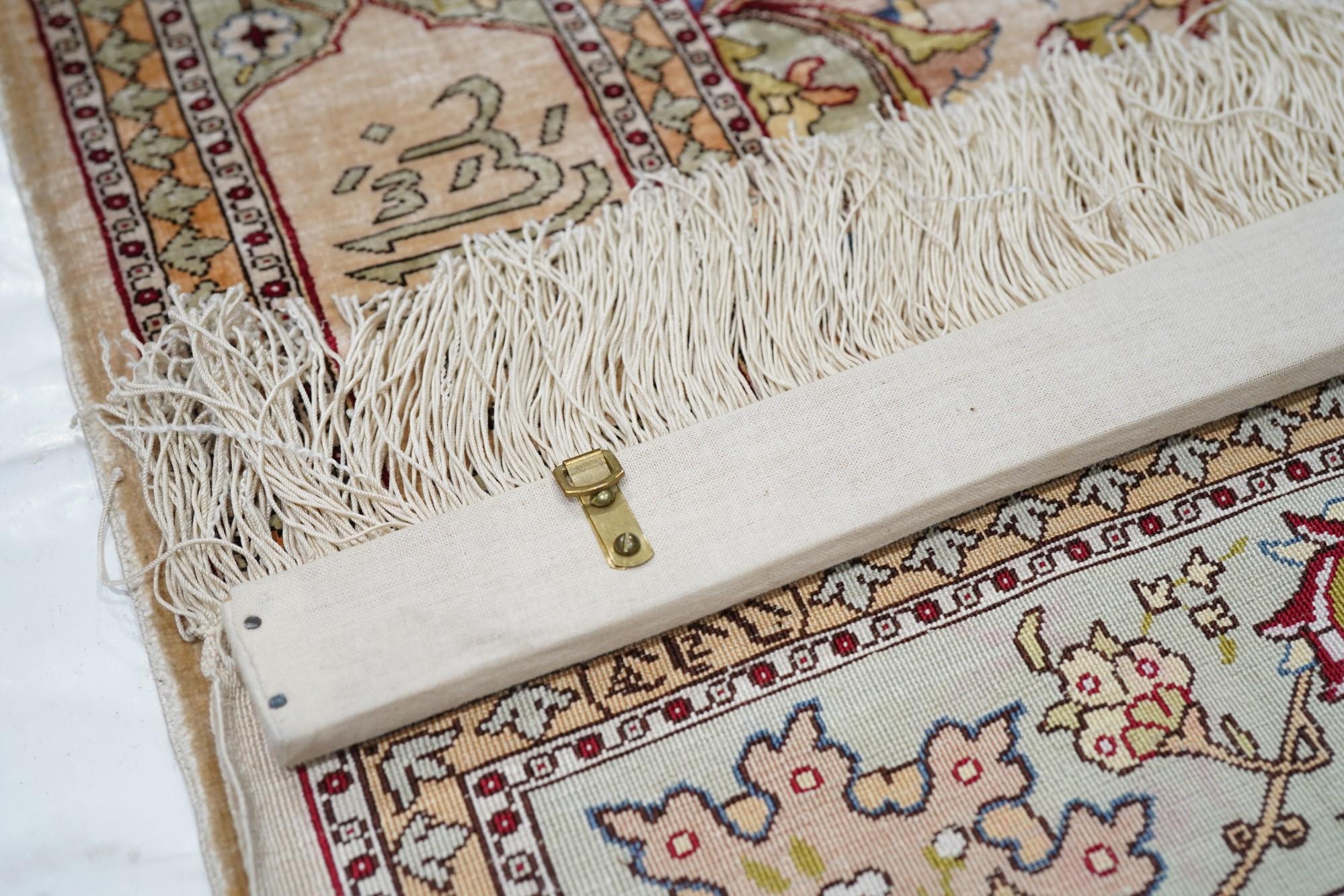 Tappeto Hereke in seta turca estremamente pregiata 2'10'' x 4'7'' in vendita 4