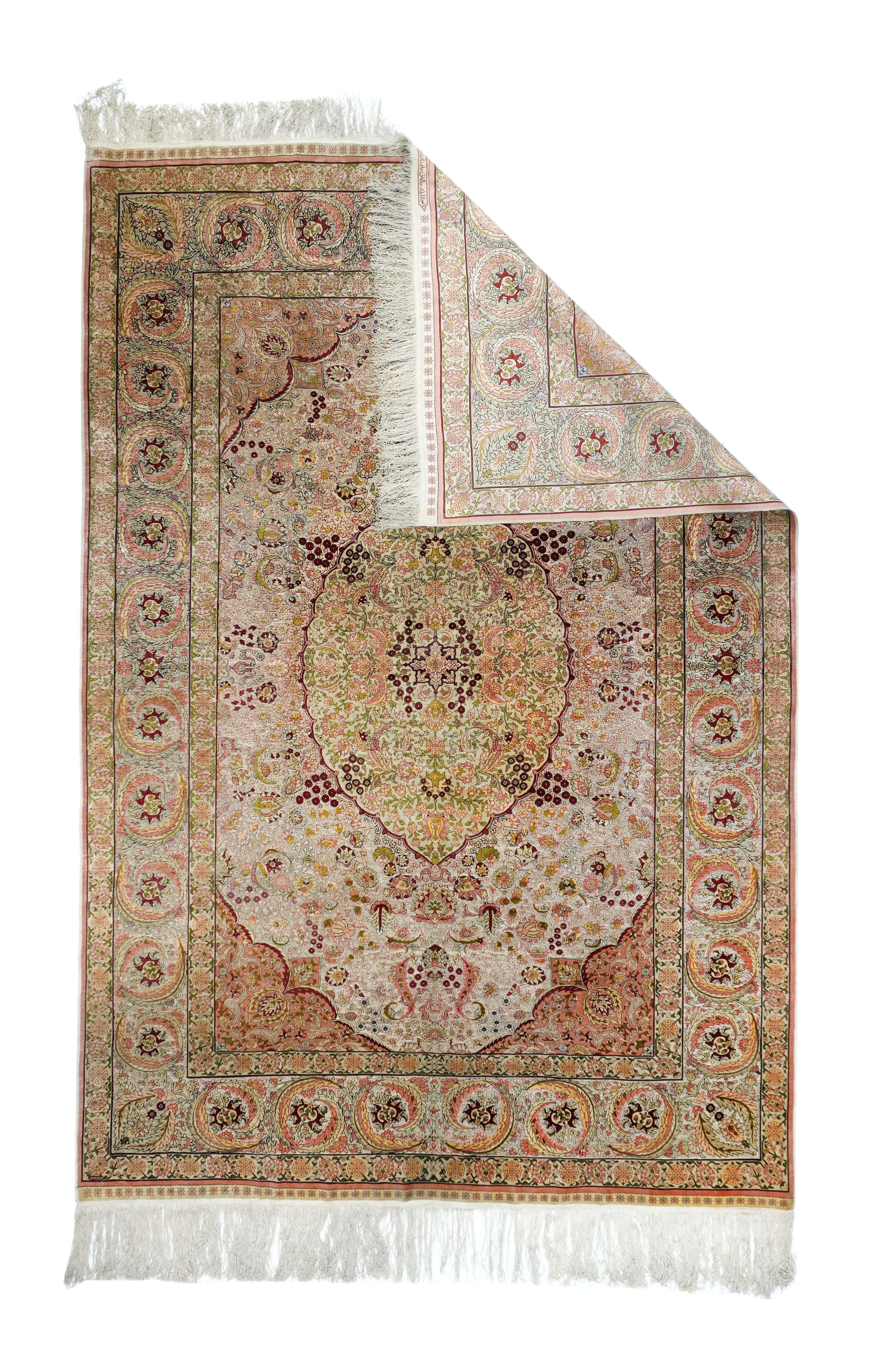 Vintage Hereke rug, measures: 6'11'' x 10'3''.