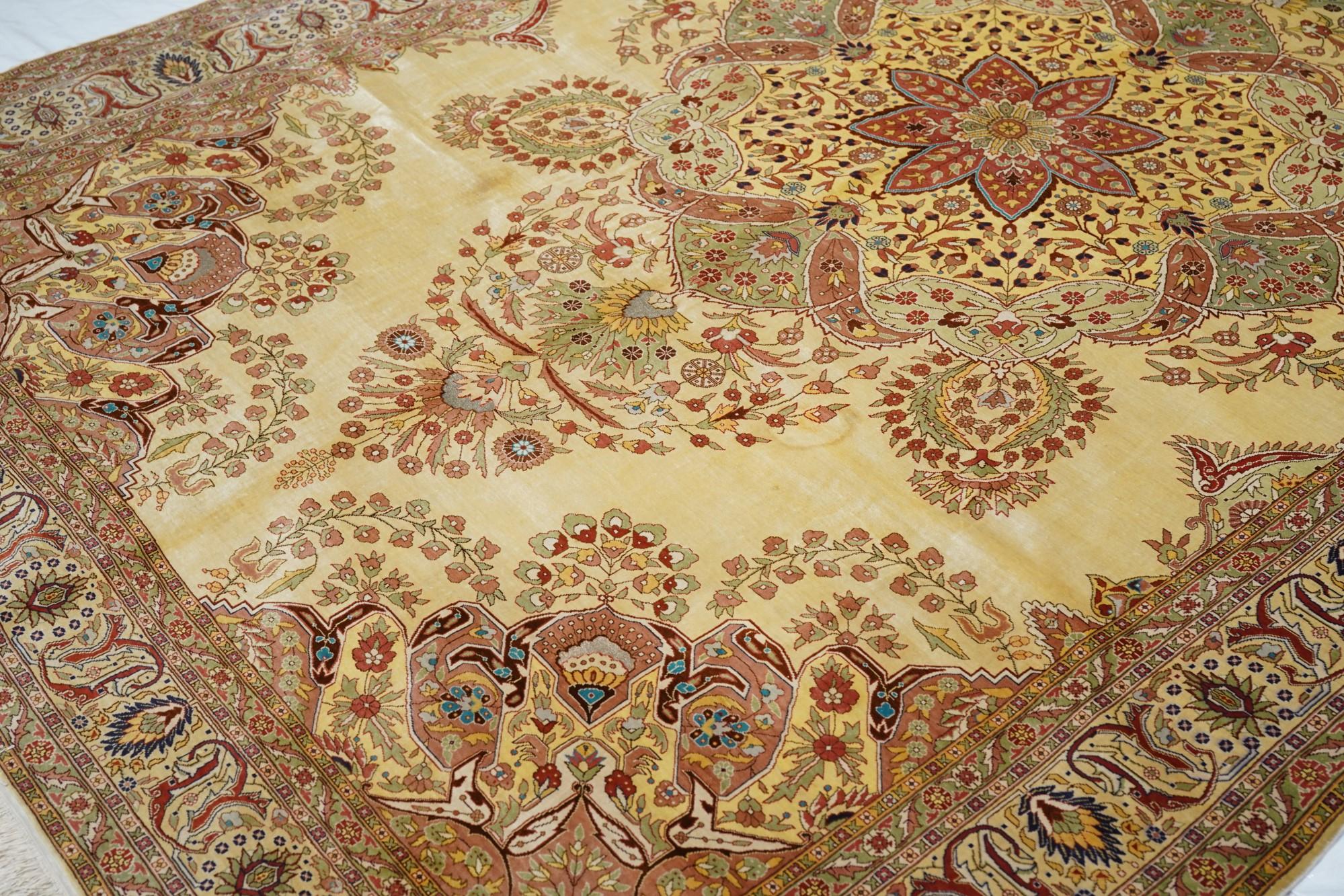 Extremely Fine Turkish Silk Herekeh Rug 6'5'' x 9'6'' For Sale 2