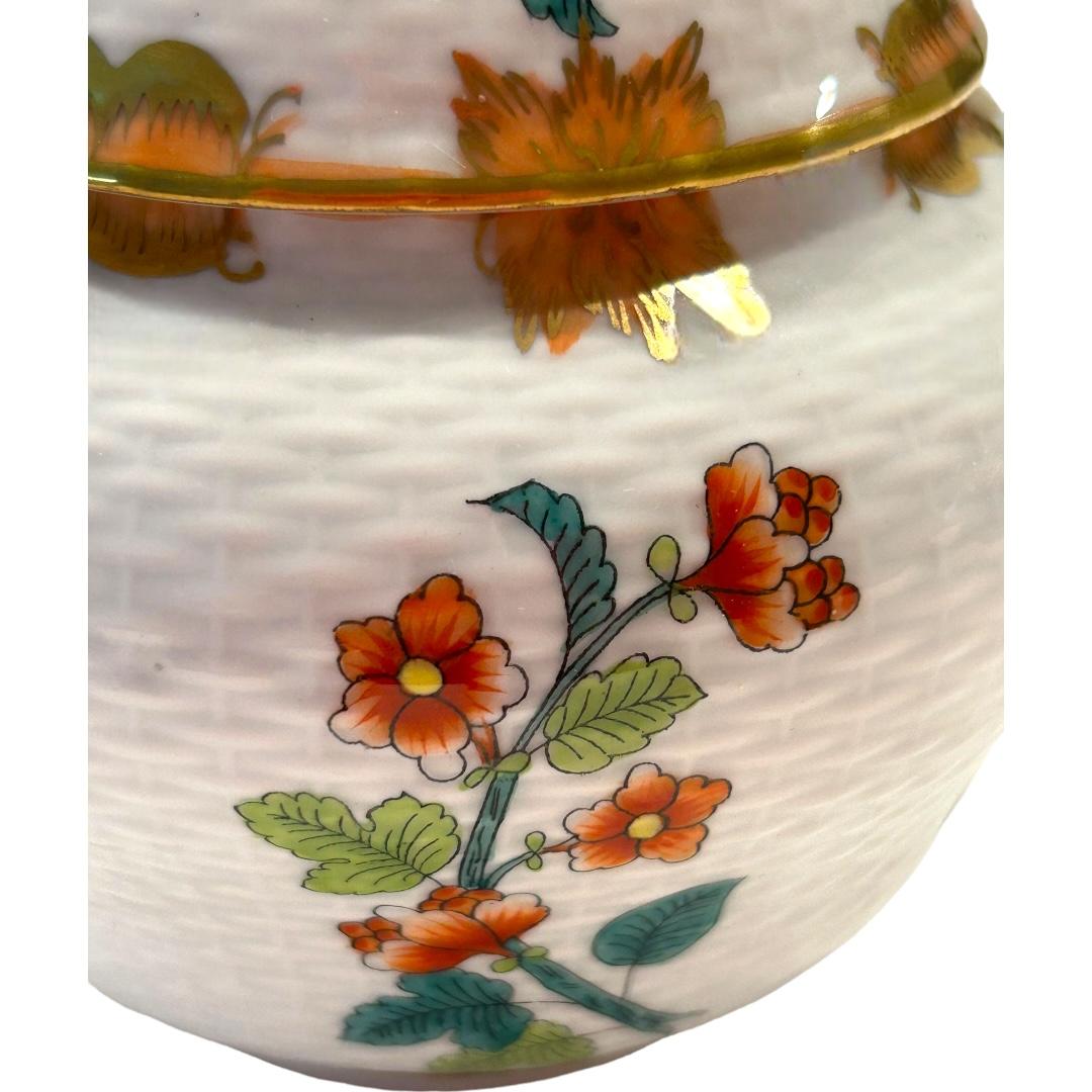 20th Century Vintage Herend Decorative Box/Jar Raised Basket Pattern w/ Orange Rose Knob For Sale