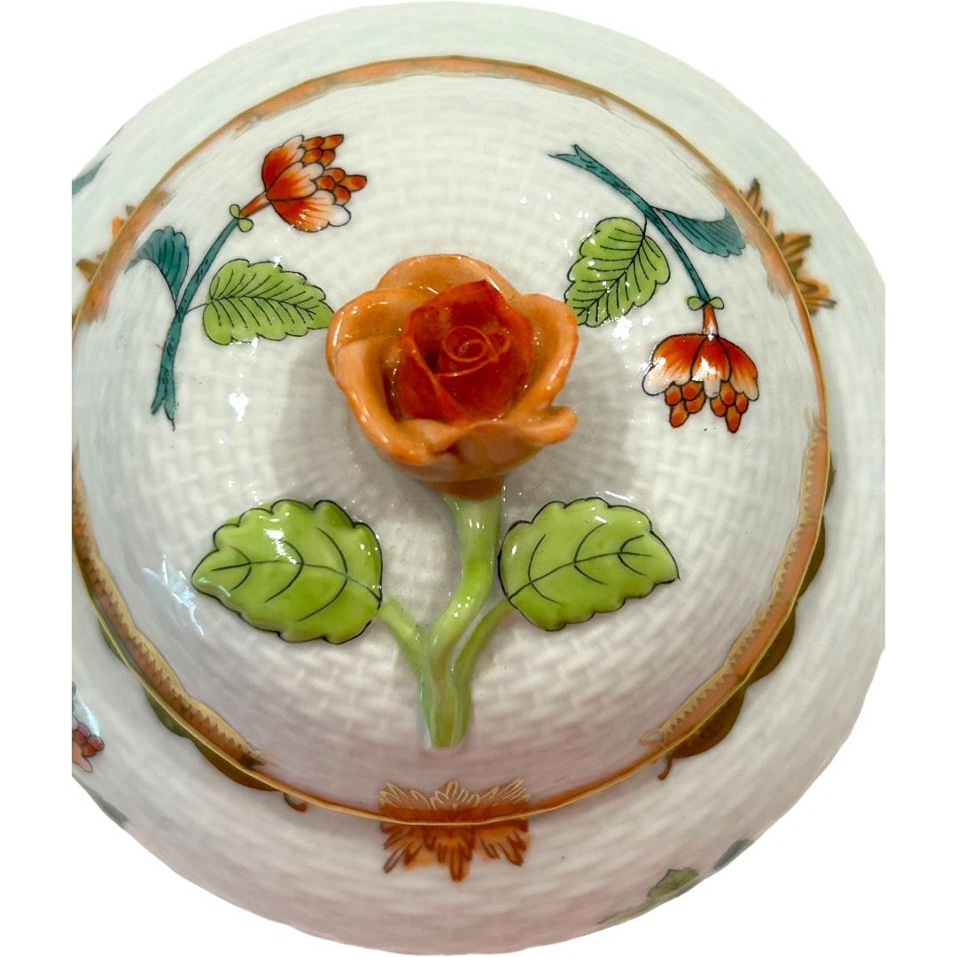 Porcelain Vintage Herend Decorative Box/Jar Raised Basket Pattern w/ Orange Rose Knob For Sale