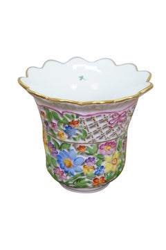 Jarrón vintage de porcelana de Herend (Hungría), pintado a mano, con diseño calado tipo «basketweave»