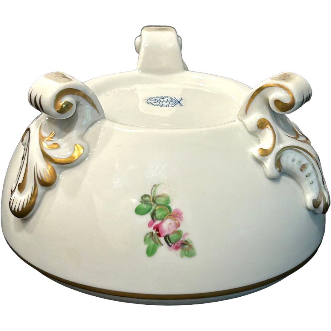 Vintage Herend Porcelain Hand Painted Floral Round Trinket Box w/ Lid For Sale 6
